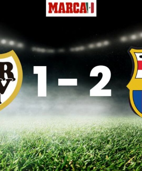 Barca lội ngược dòng đầy kịch tính trước Rayo Vallecano