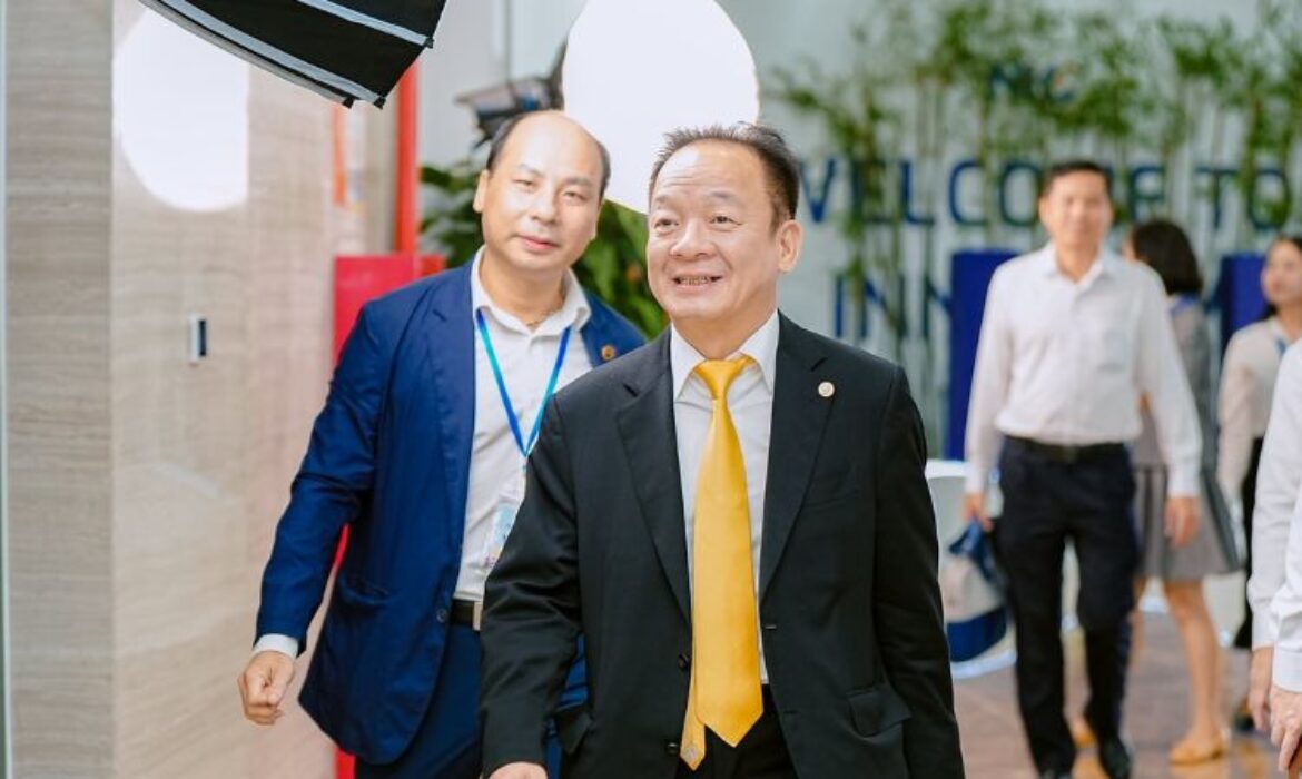 INNOVATE VIETNAM 2024
